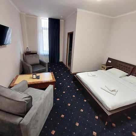 Hotel - Saya Tsachkadzor Buitenkant foto