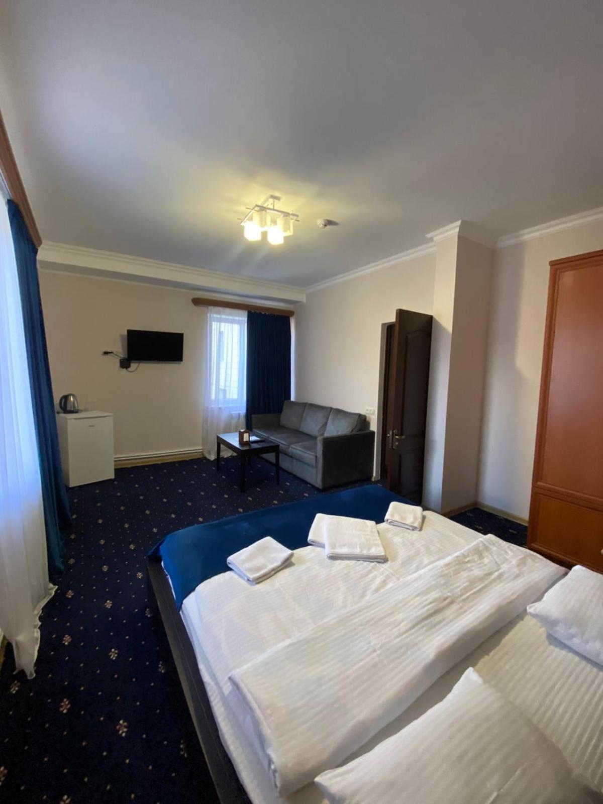 Hotel - Saya Tsachkadzor Buitenkant foto