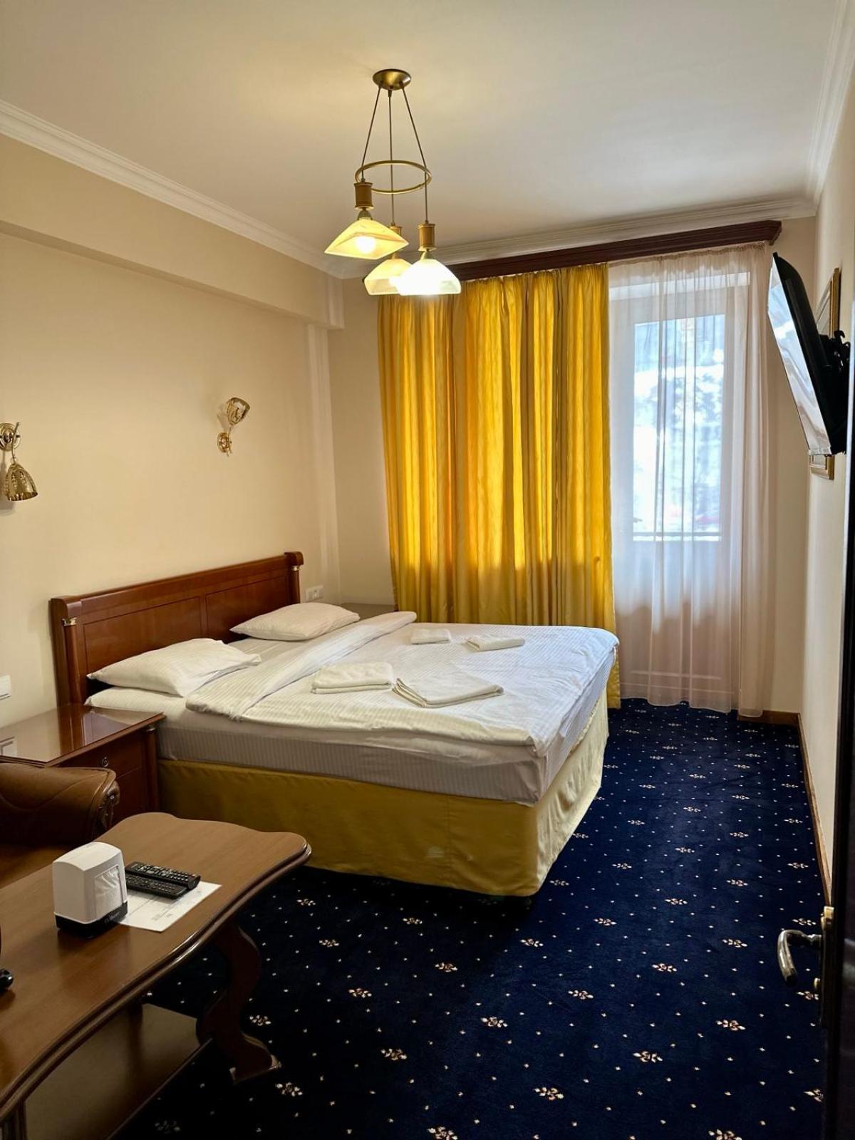 Hotel - Saya Tsachkadzor Buitenkant foto