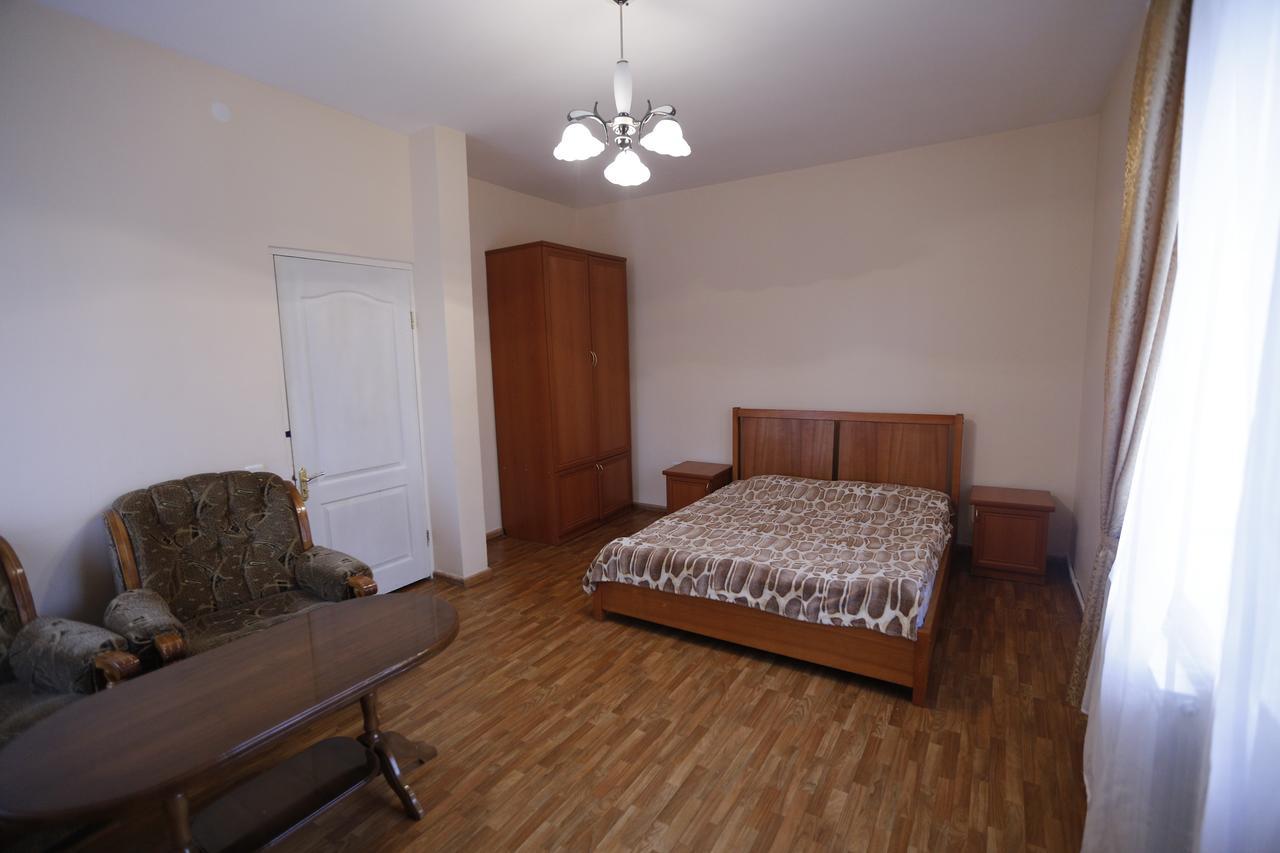 Hotel - Saya Tsachkadzor Buitenkant foto
