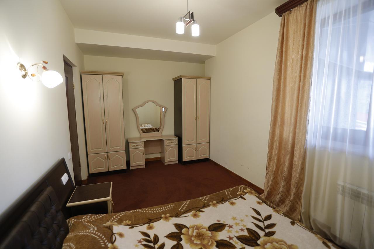 Hotel - Saya Tsachkadzor Buitenkant foto